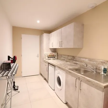 Maison De Caractere Renovee Avec Spa, Proche Volcans D'auvergne Et Station Super-lioran - Fr-1-742-432 *